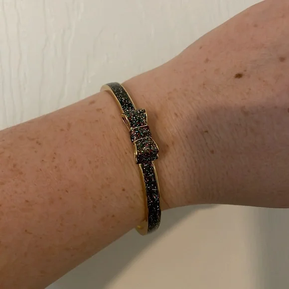 Gold and glitter Kate spade bow bracelet - Picture 1 of 6